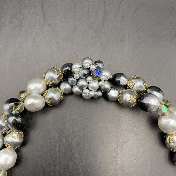 Gray Faux Pearl Beaded Multi Strand Necklace Aurora Borealis Japan Vintage - Picture 6 of 7